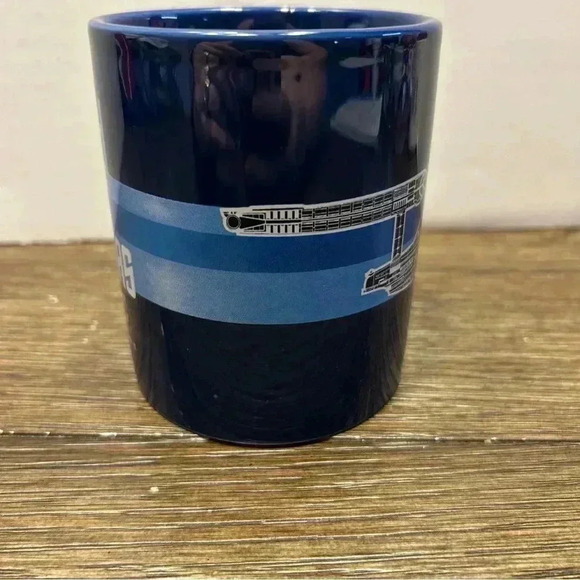 Star Trek Starship enterprise Mug / coffee‎ cup 2021 - Picture 2 of 5